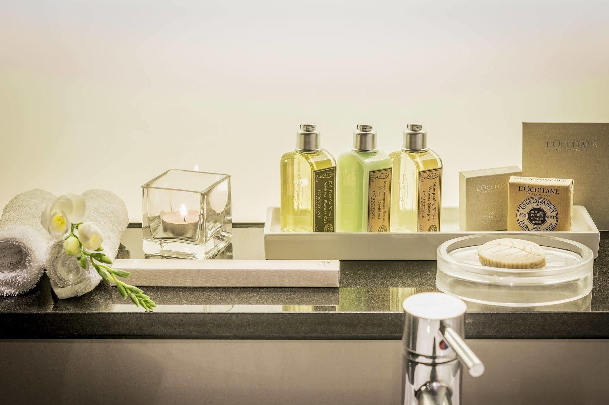 Fraser Suites Sydney Zewnętrze zdjęcie L'Occitane products